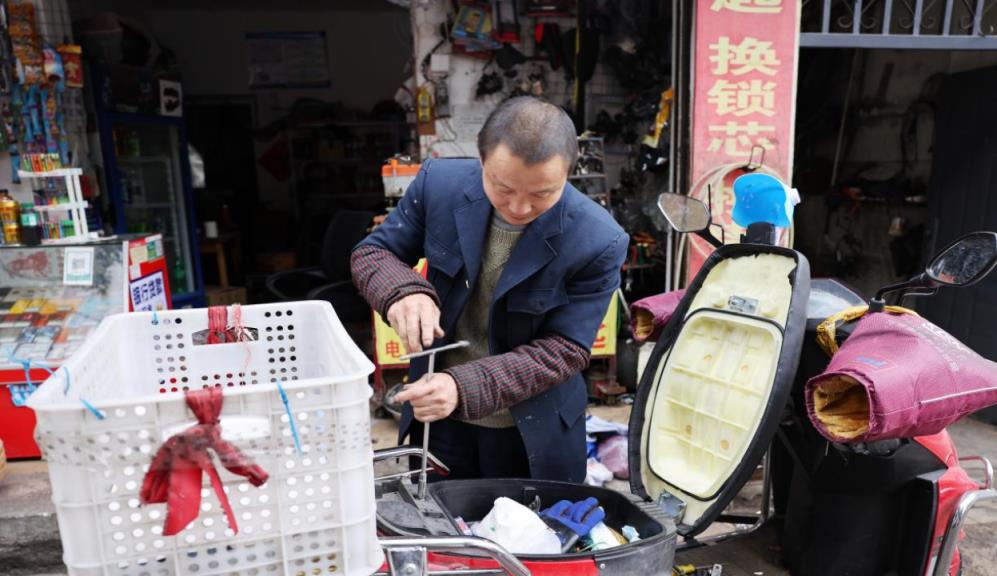 惊现！云霄网约车平台电话“九牛一毛”-府田香烟