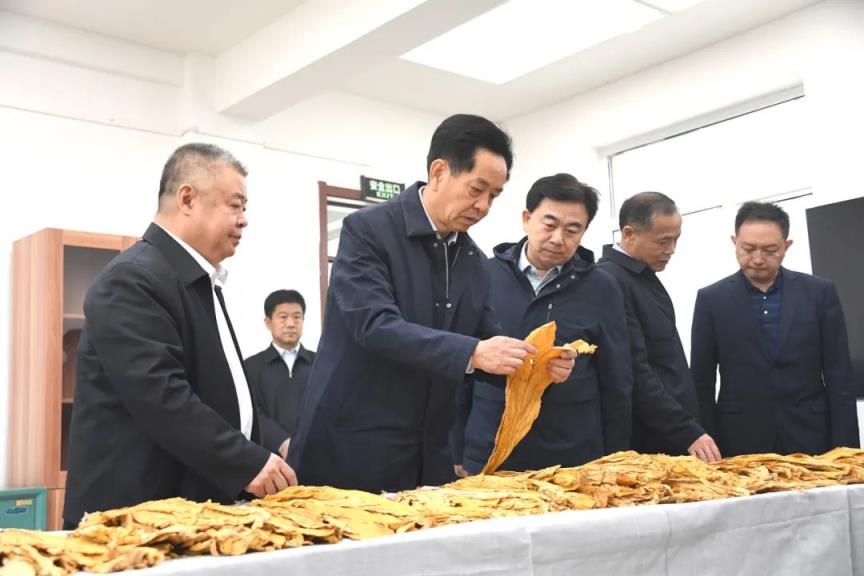 破天荒！外烟代购平台“花花世界”