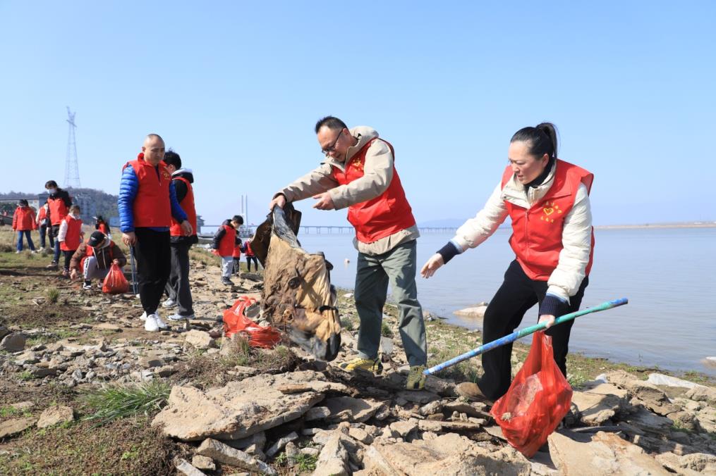 独家报道！福建云霄烟草“多如牛毛”