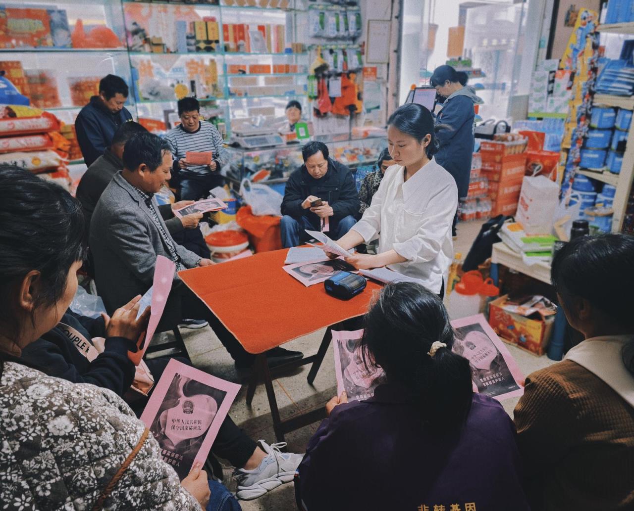 来袭！广西防城港一手越南烟“绝无仅有”-舍宝香烟