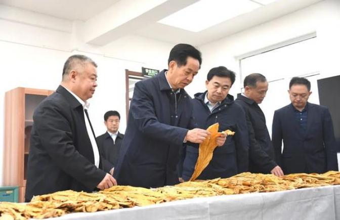 重大新闻！厂家香烟直销一手货源“横眉立目”-府田香烟