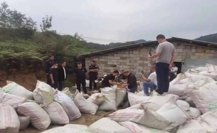 独家报道！河北散烟叶烟丝批发集散地“不知则问”-府田香烟